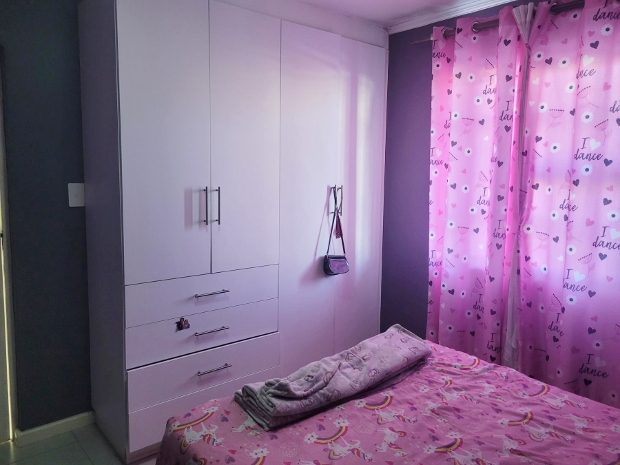 2 Bedroom Property for Sale in Delro Park Western Cape